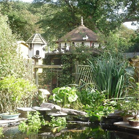 Crossways House Bed And Breakfast East Cowes Exteriör bild