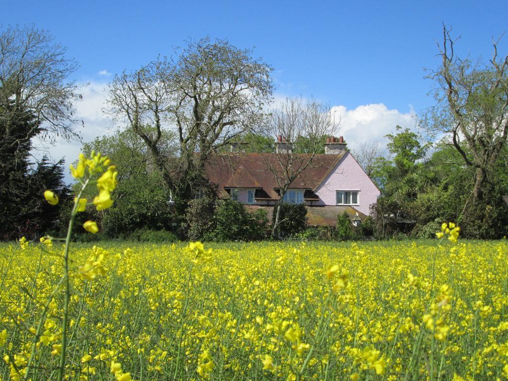 Crossways House Bed And Breakfast East Cowes Exteriör bild