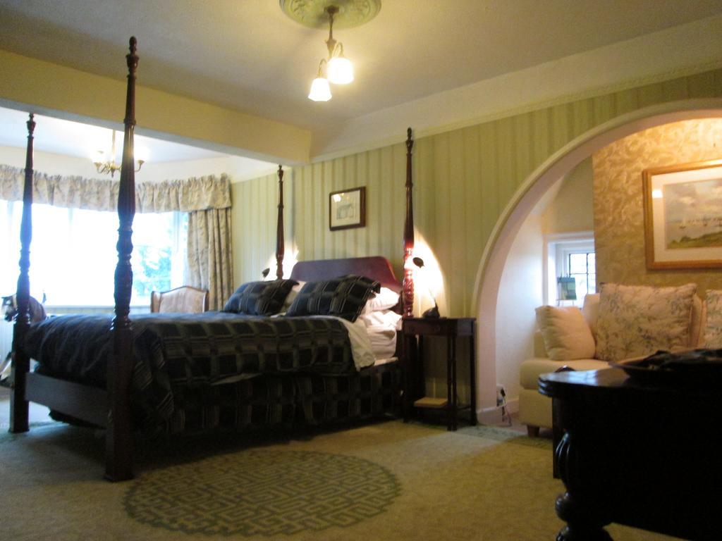 Crossways House Bed And Breakfast East Cowes Rum bild